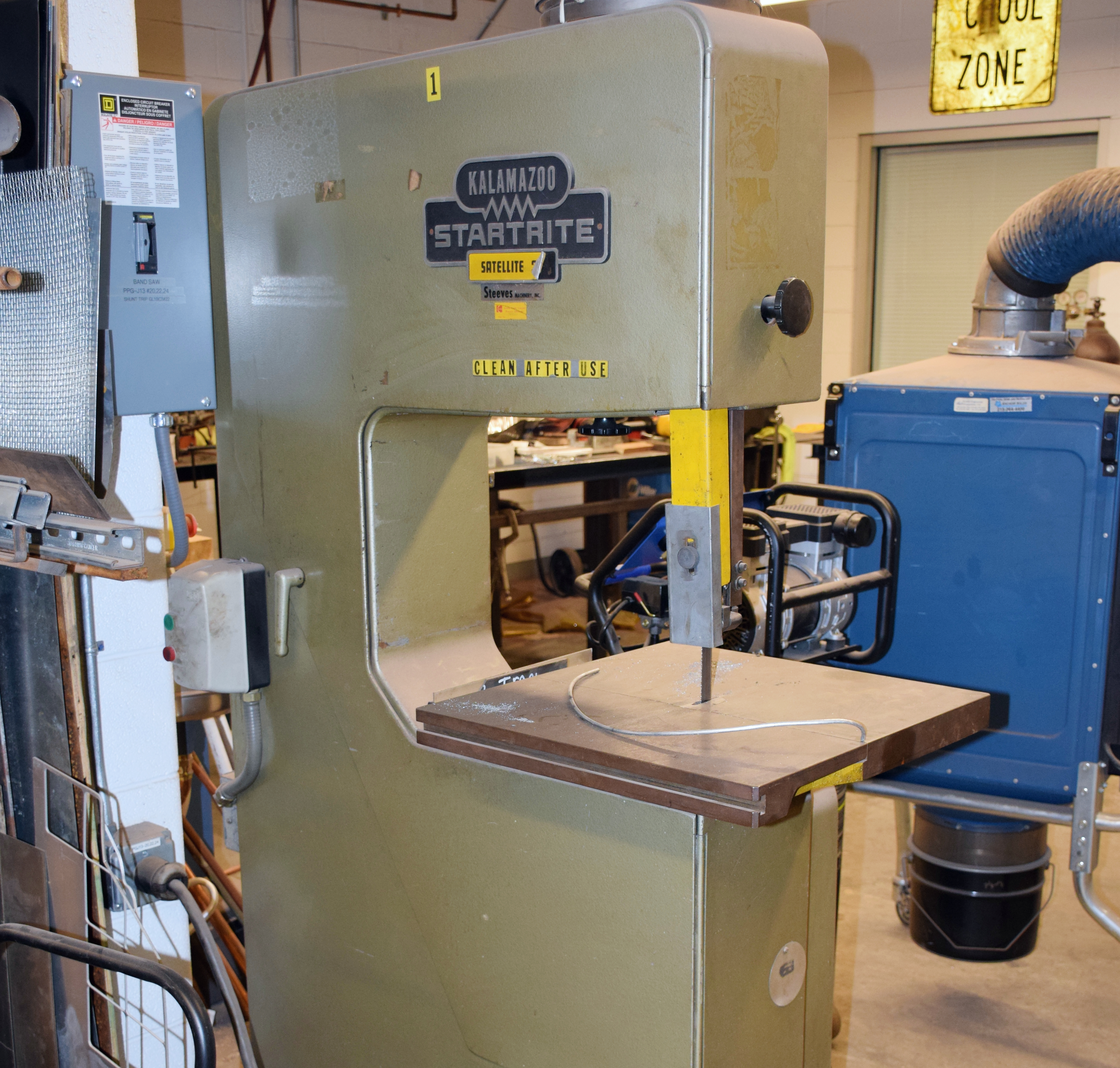 Green Vertical Band Saw